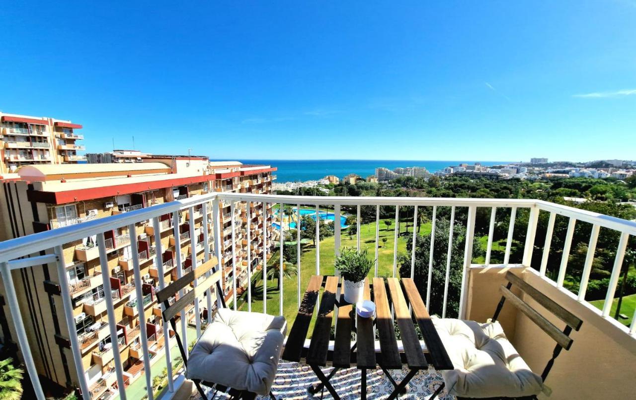 Acogedor,Apartamento.Piscina, Vistas, Terraza Беналмадена Екстериор снимка