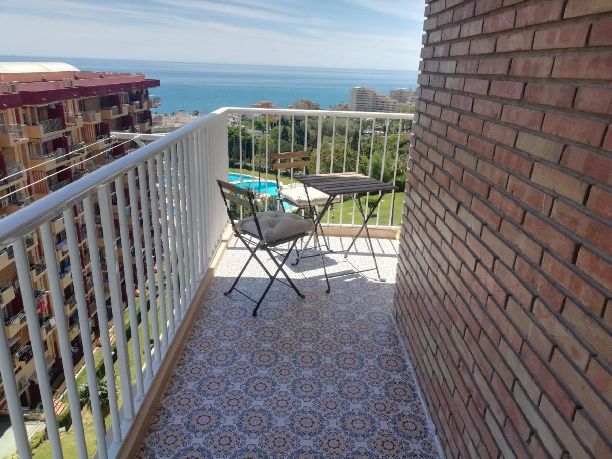 Acogedor,Apartamento.Piscina, Vistas, Terraza Беналмадена Екстериор снимка